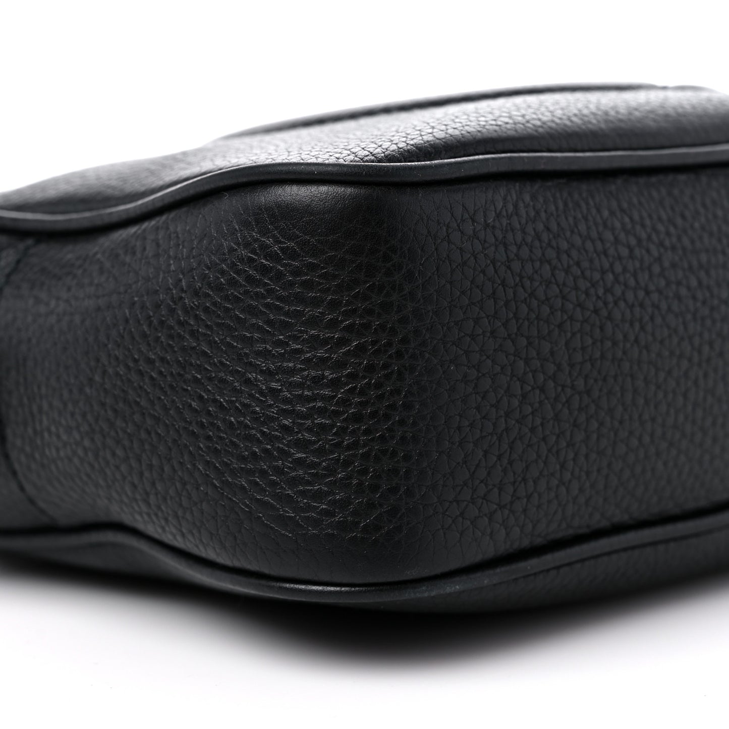 Pebbled Calfskin Small Soho Disco Bag Black
