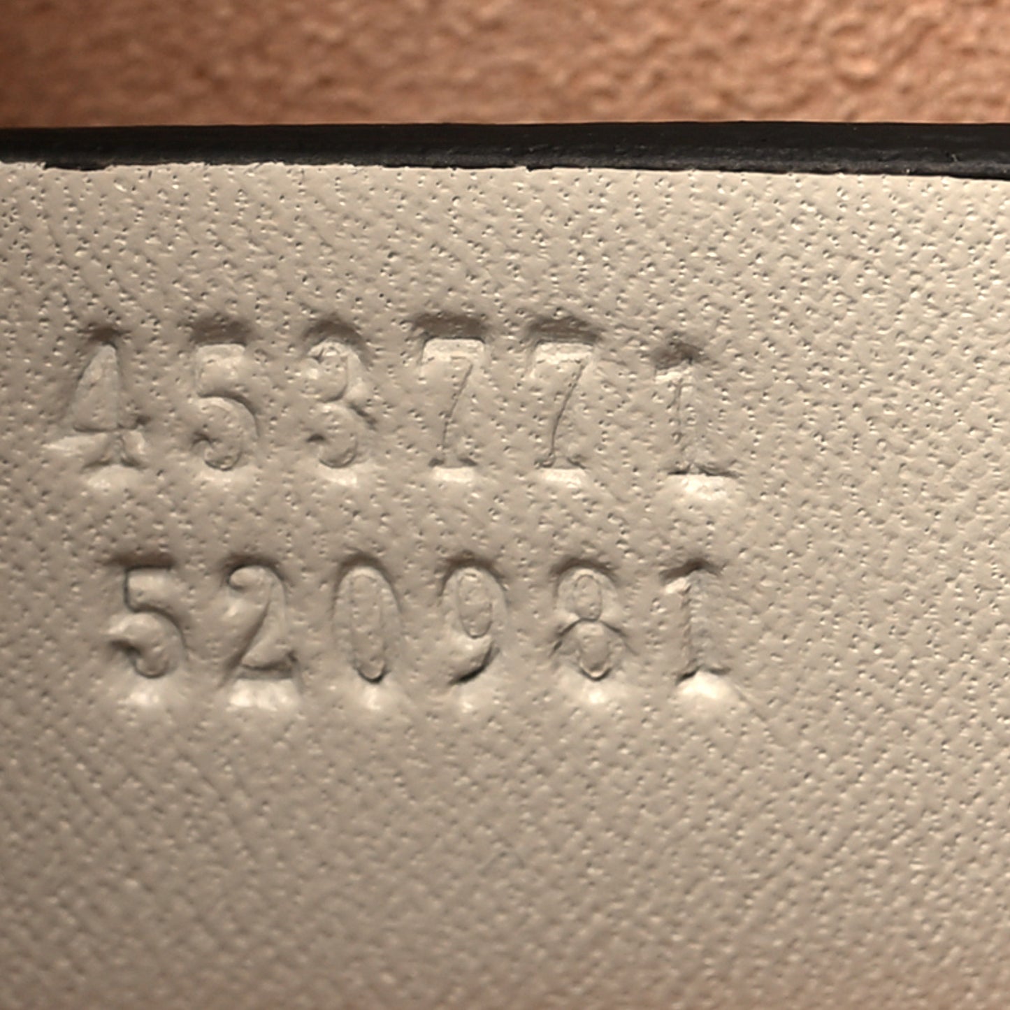 Guccissima Signature Large Shoulder Tote Bag Mystic White