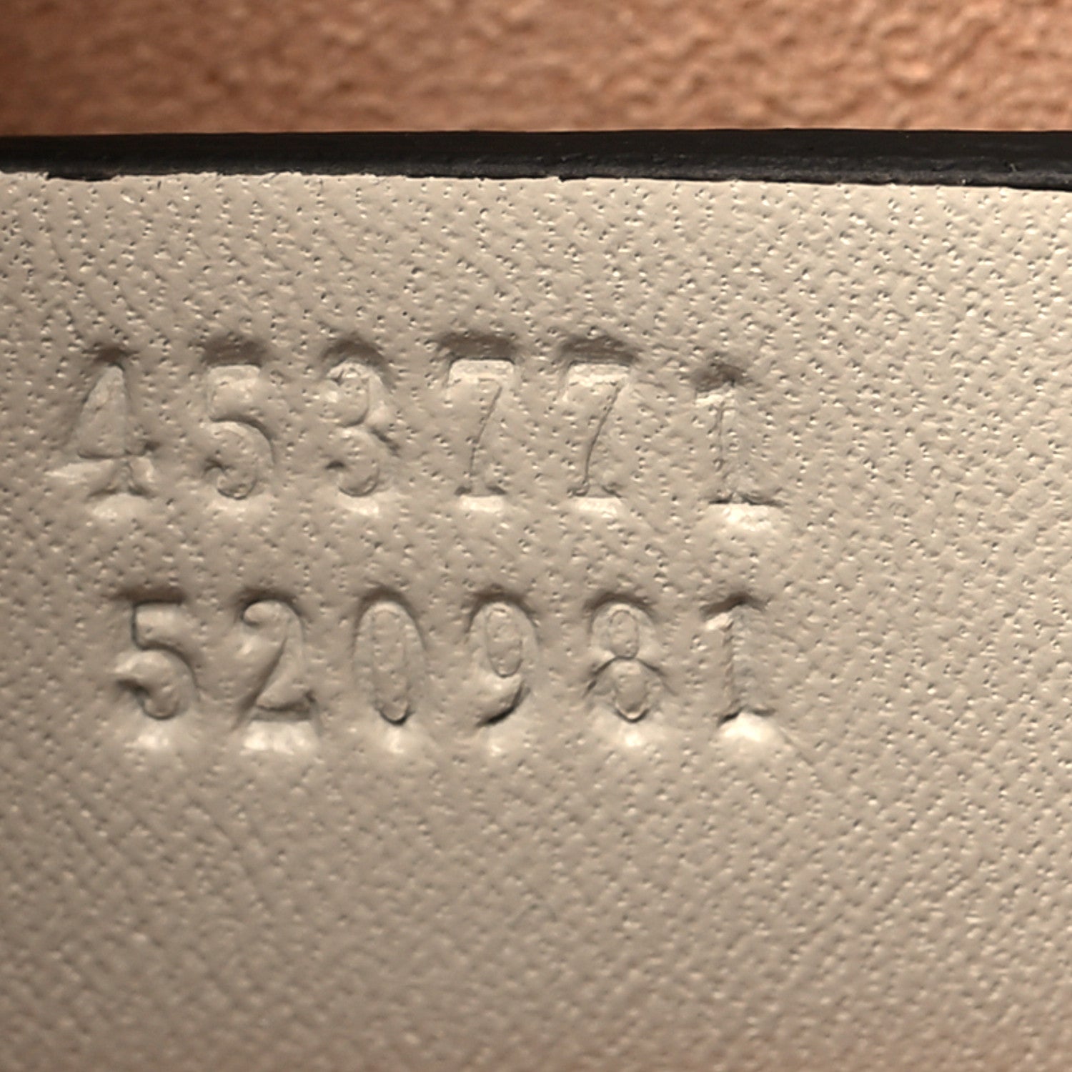 Gucci Guccissima Signature Large Shoulder Tote Bag Mystic White 7 of 10