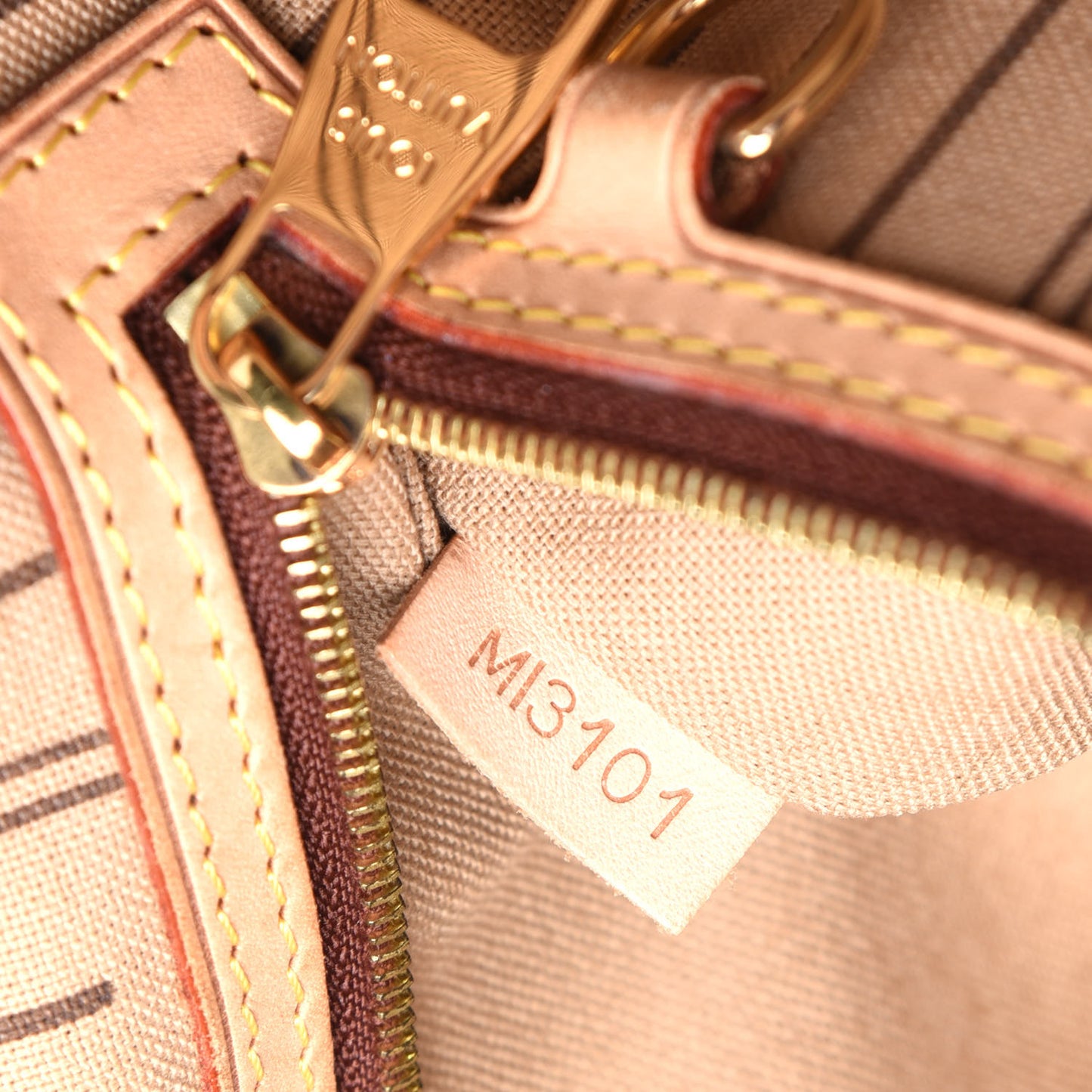 Monogram Delightful GM
