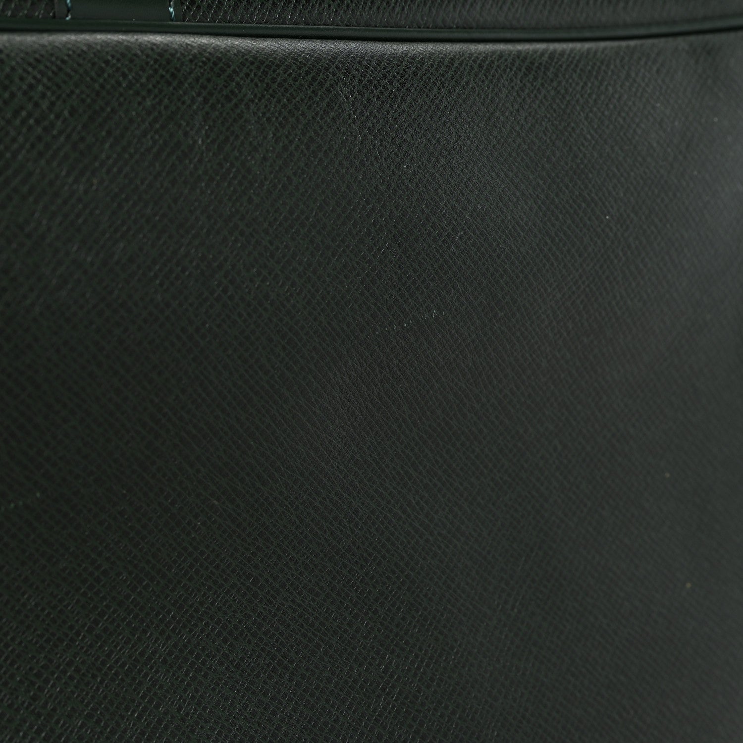 Louis Vuitton Taiga Kendall GM Epicea 16 of 16