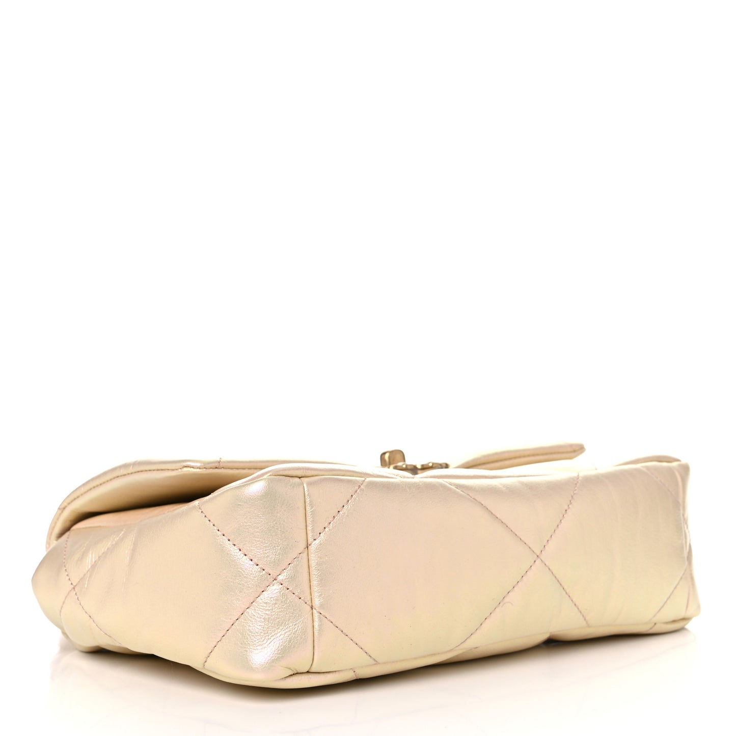 Iridescent Lambskin Quilted Medium Chanel 19 Flap Pink
