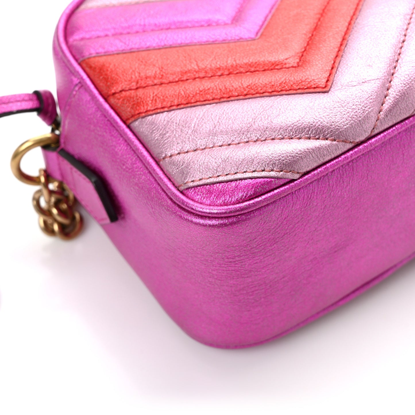 Laminated Nappa Matelasse Small GG Marmont Chain Shoulder Bag Fuxia Rosso Rosa