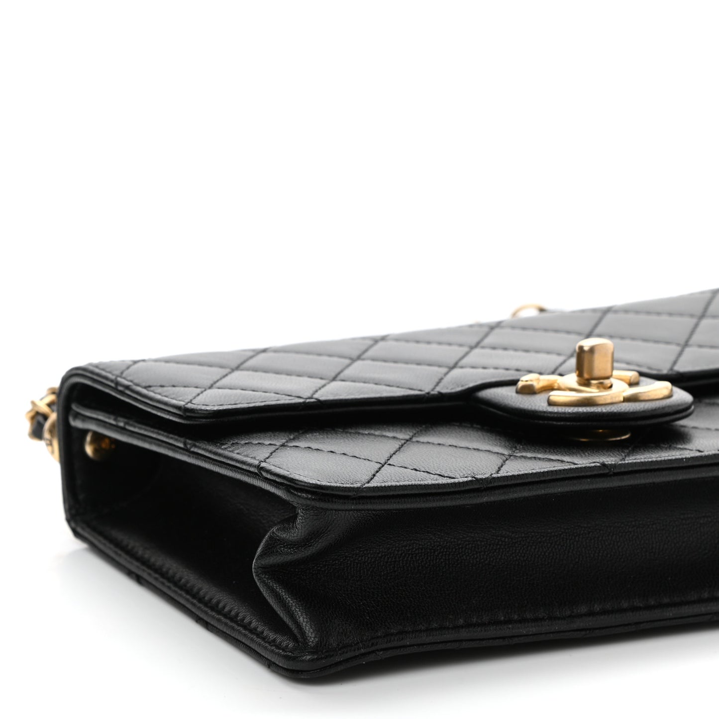 Goatskin Quilted Logo Small Chic Flap Black