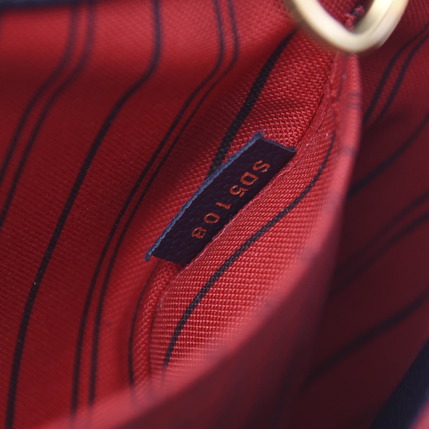 Louis Vuitton Empreinte Montaigne MM Marine Rouge 8 of 11