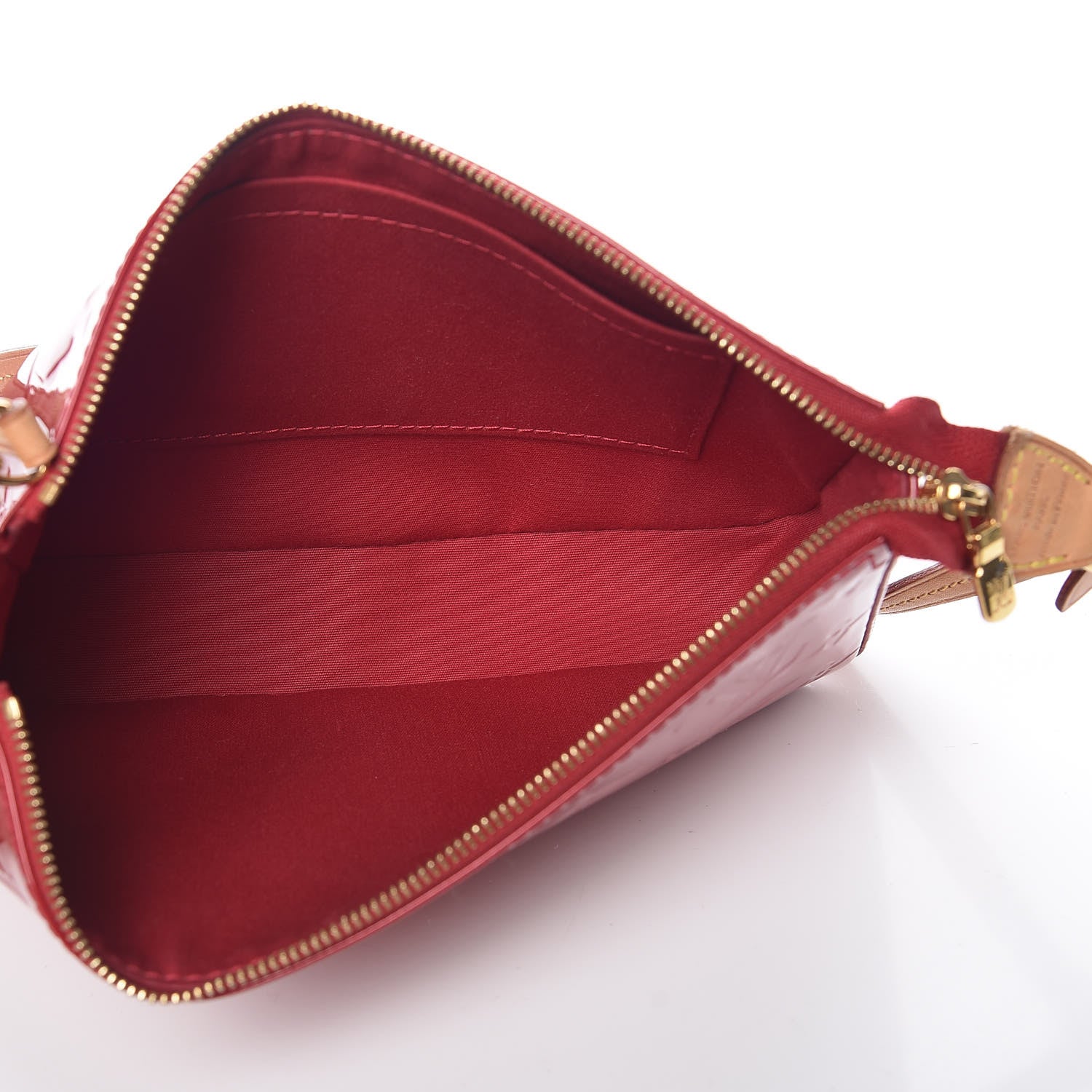 Louis Vuitton Vernis Pochette Accessories NM Pomme d'Amour 5 of 13