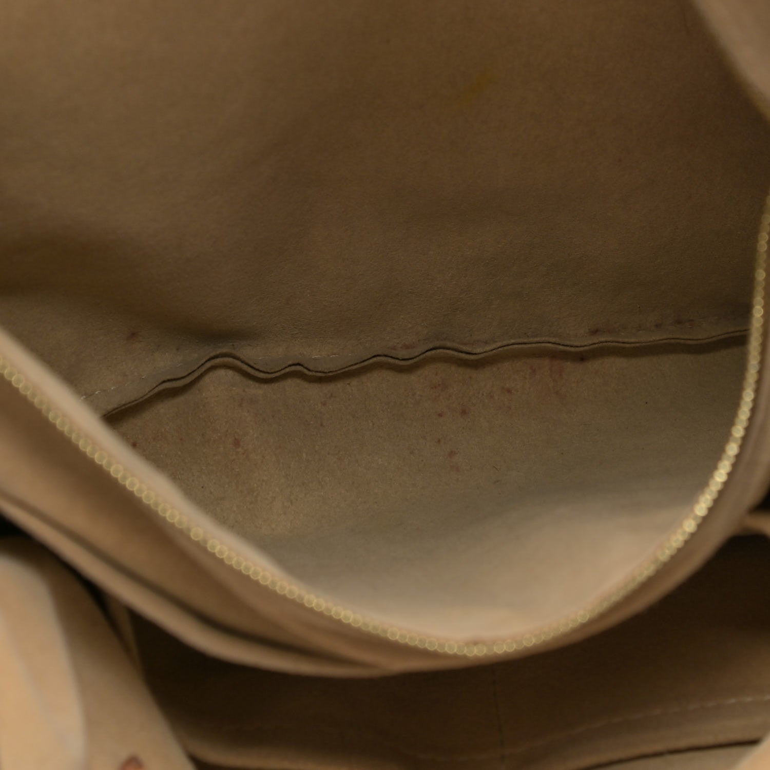 Louis Vuitton Monogram Artsy MM 14 of 16