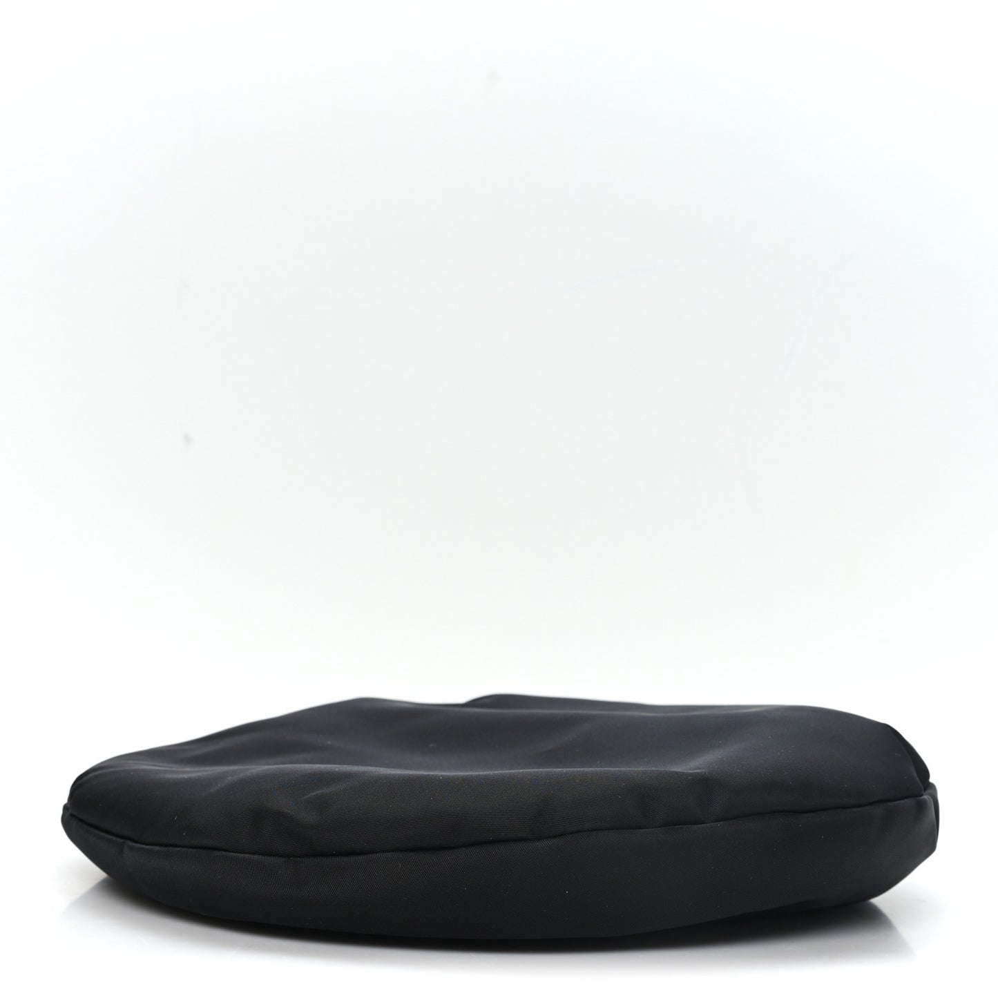 Re-Nylon Metal Triangle Logo Beret L Black