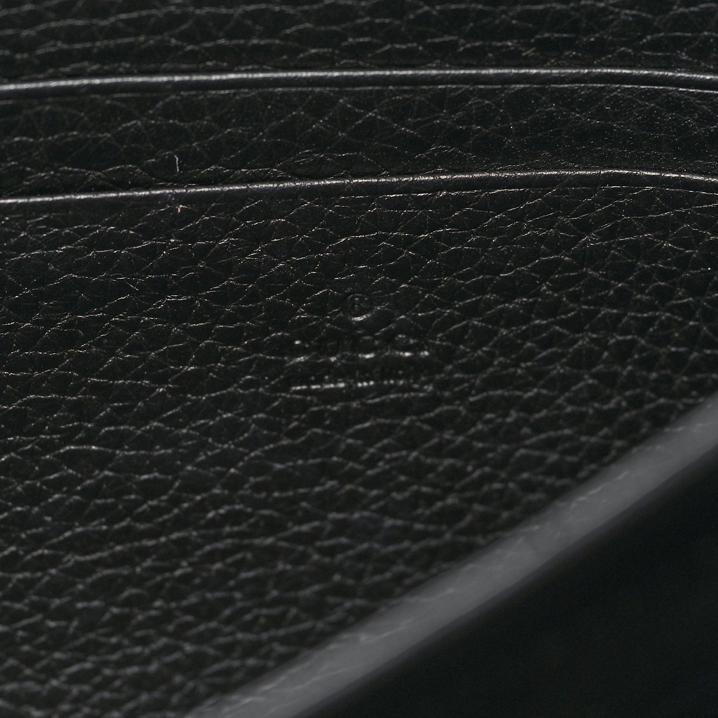 Calfskin GG Marmont Chain Wallet Black
