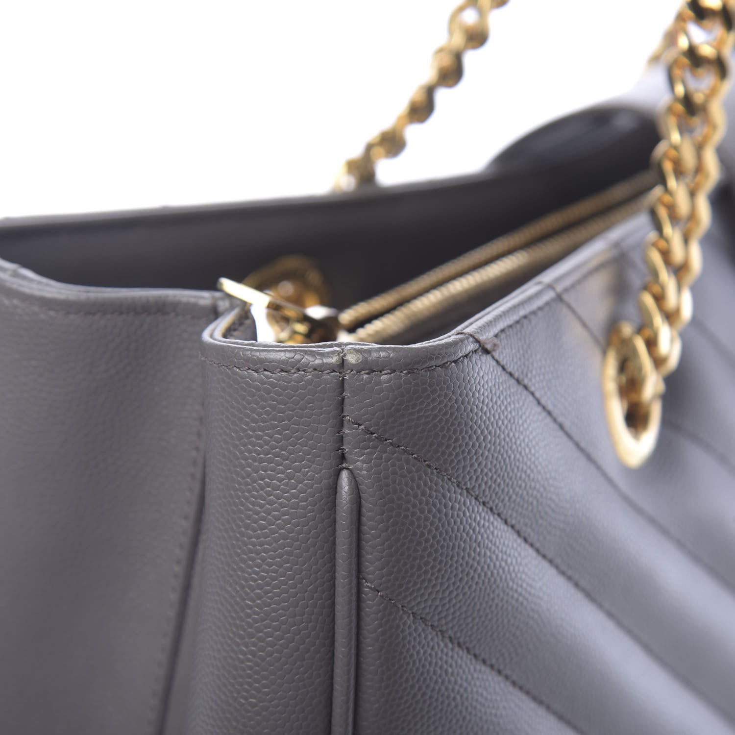 Saint Laurent Grain De Poudre Matelasse Chevron Monogram Shopping Bag Fog 14 of 17