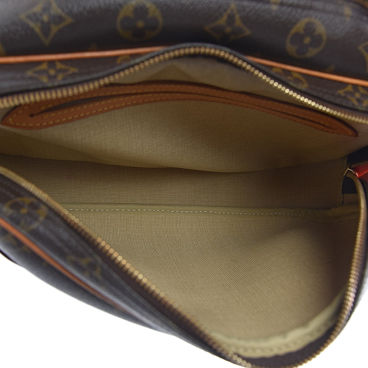 Monogram Reporter PM