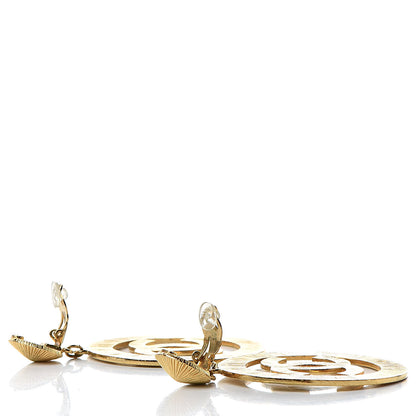 Chanel Metal Large CC Clip On Earrings Gold 3 of 4