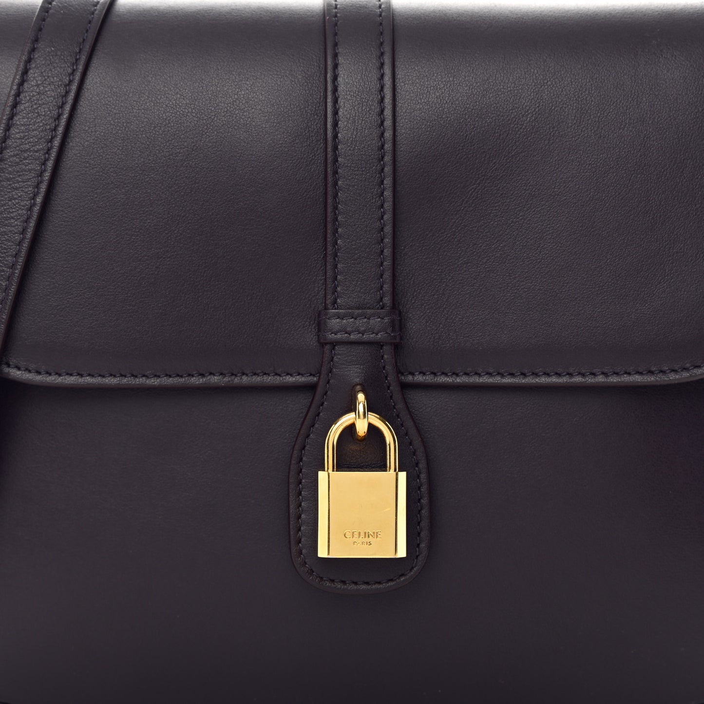 Smooth Calfskin Medium Tabou Aubergine