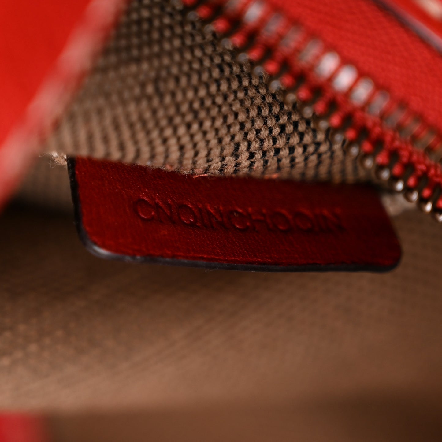 Canvas Mega Check Medium Susanna Hobo Cadmium Red