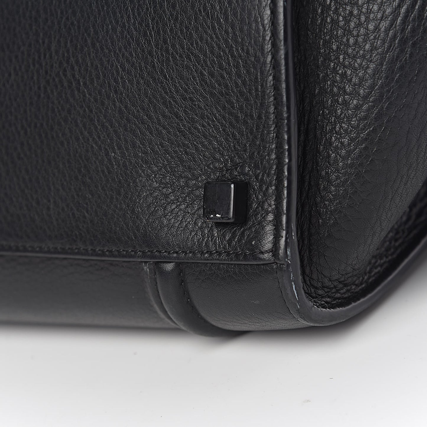 Supple Calfskin Medium Phantom Luggage Black