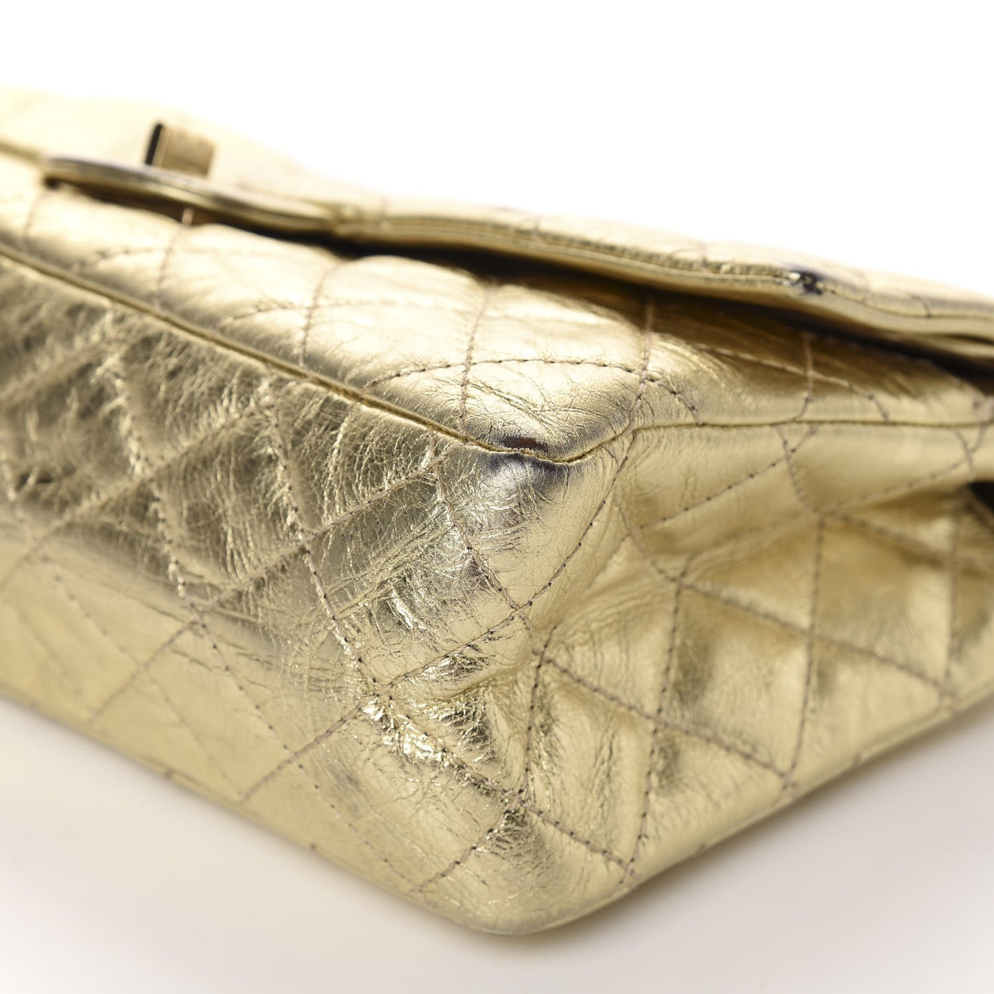 Metallic Aged Calfskin Quilted 2.55 Reissue 225 Flap Gold