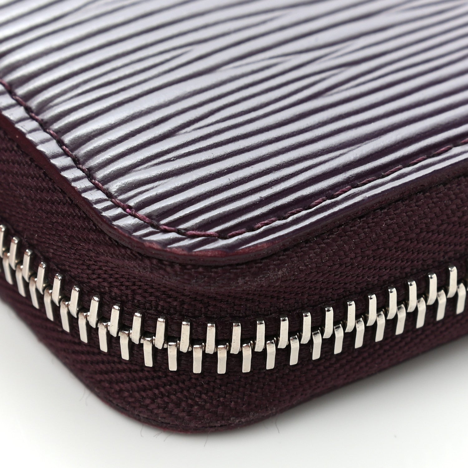 Louis Vuitton Epi Zippy Organizer Wallet Cassis 14 of 17