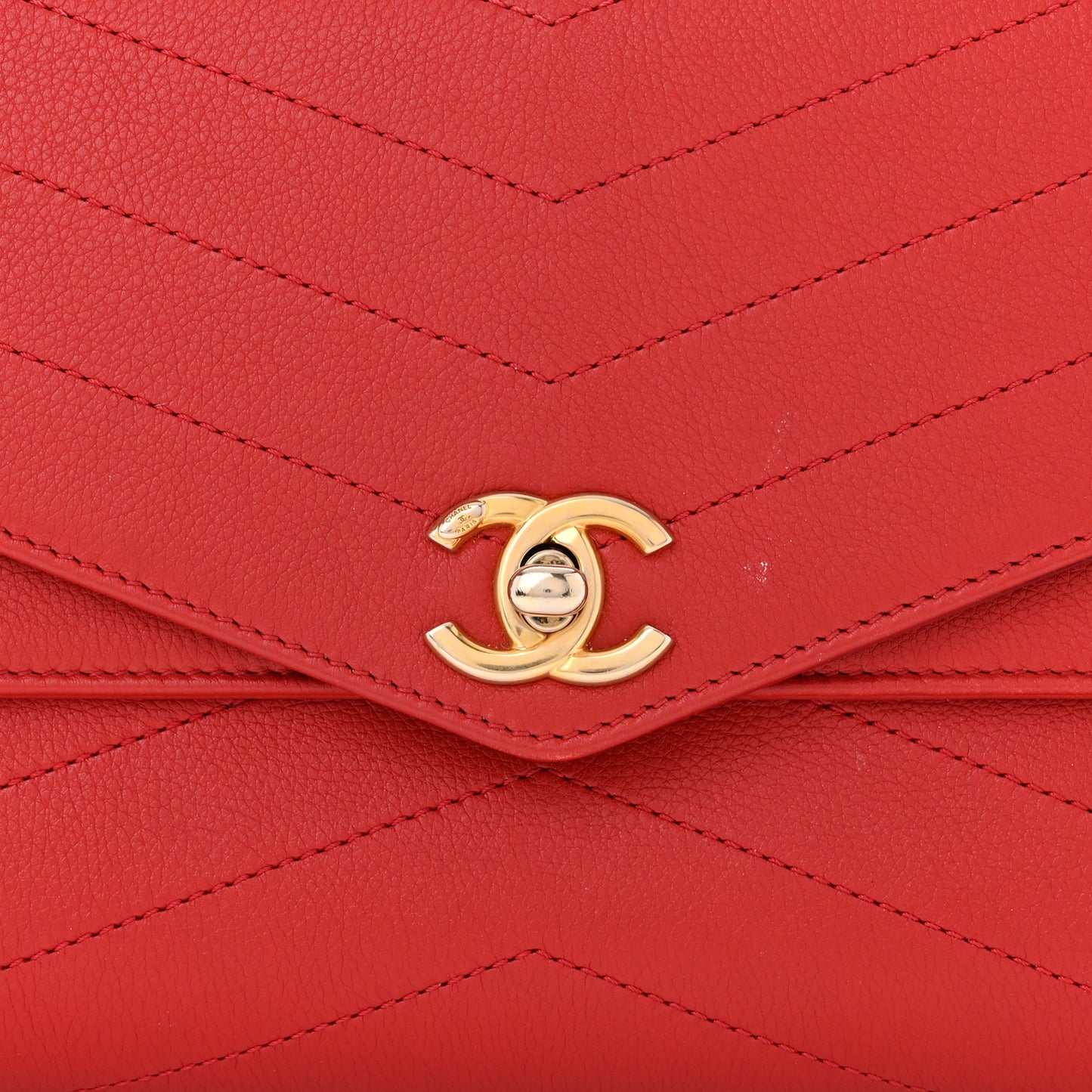 Calfskin Chevron Quilted Casual Trip Flap Red