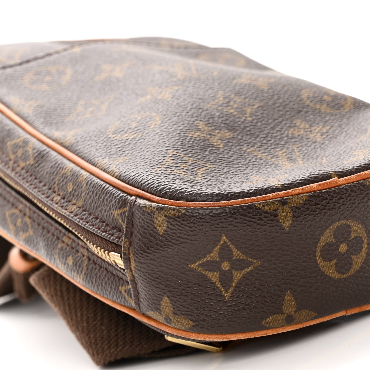 Louis Vuitton Monogram Pochette Gange 8 of 10