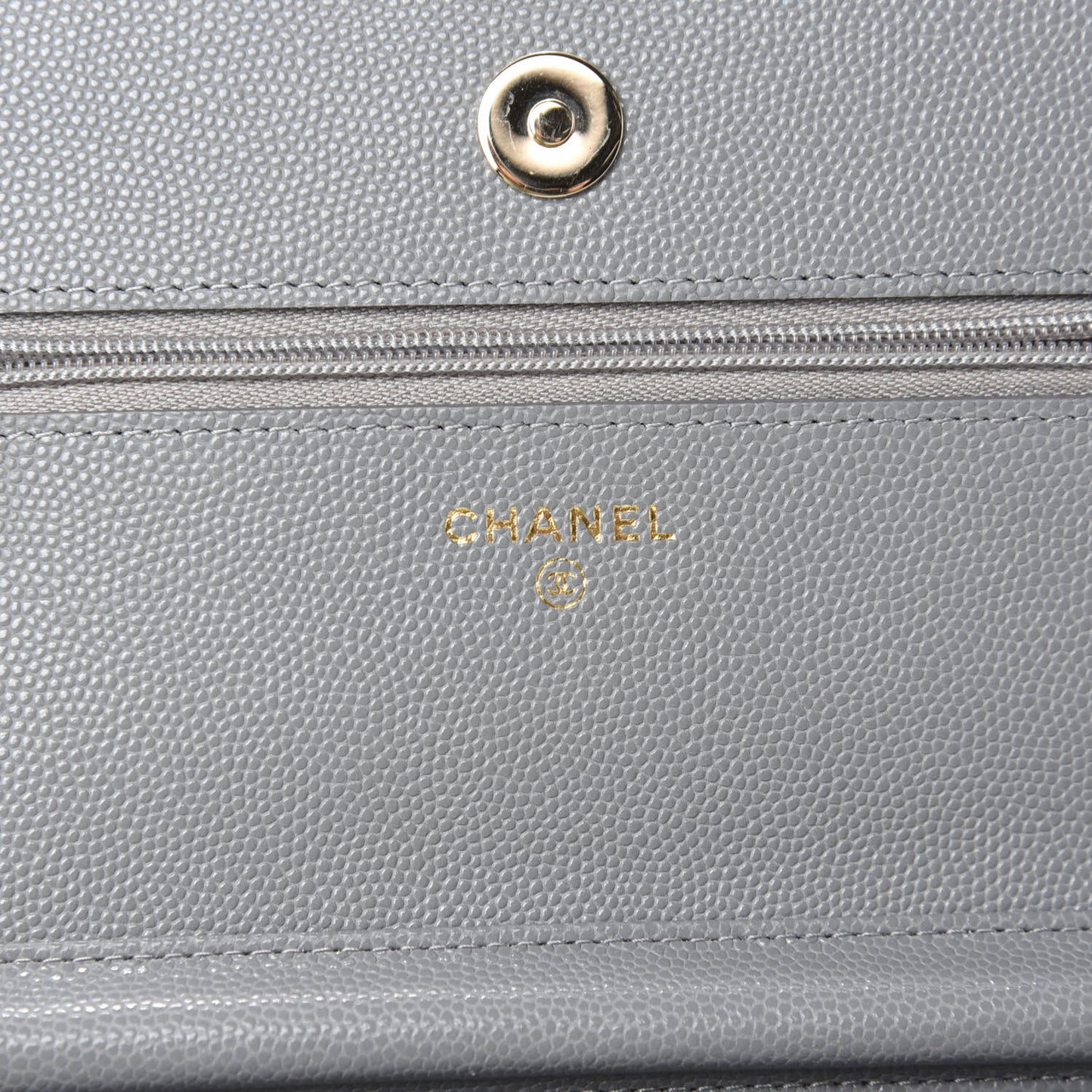 Caviar Quilted Wallet On Chain WOC Grey