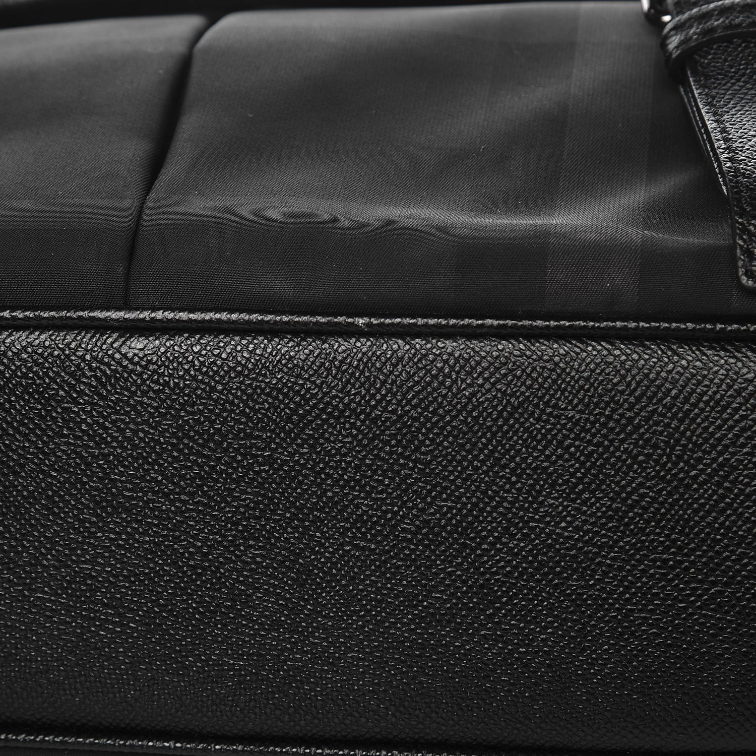 Burberry Smoked Check Medium Elgin Messenger Bag Black 17 of 17