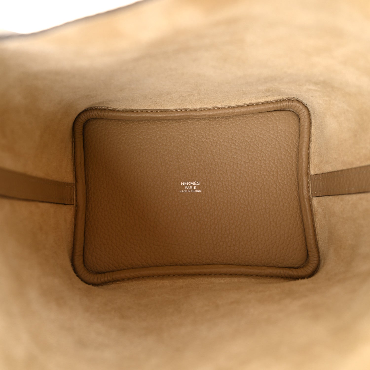 Hermes Taurillon Clemence Picotin Lock 18 PM Trench 1705692