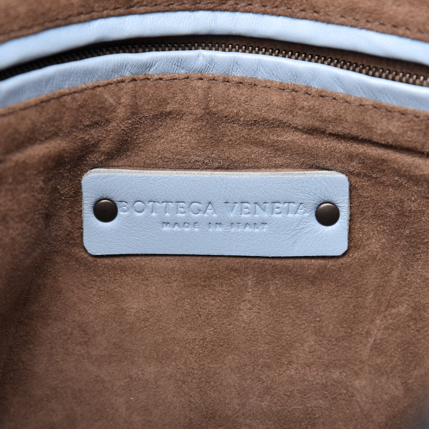 Nappa Intrecciato Nodini Crossbody Messenger Ice