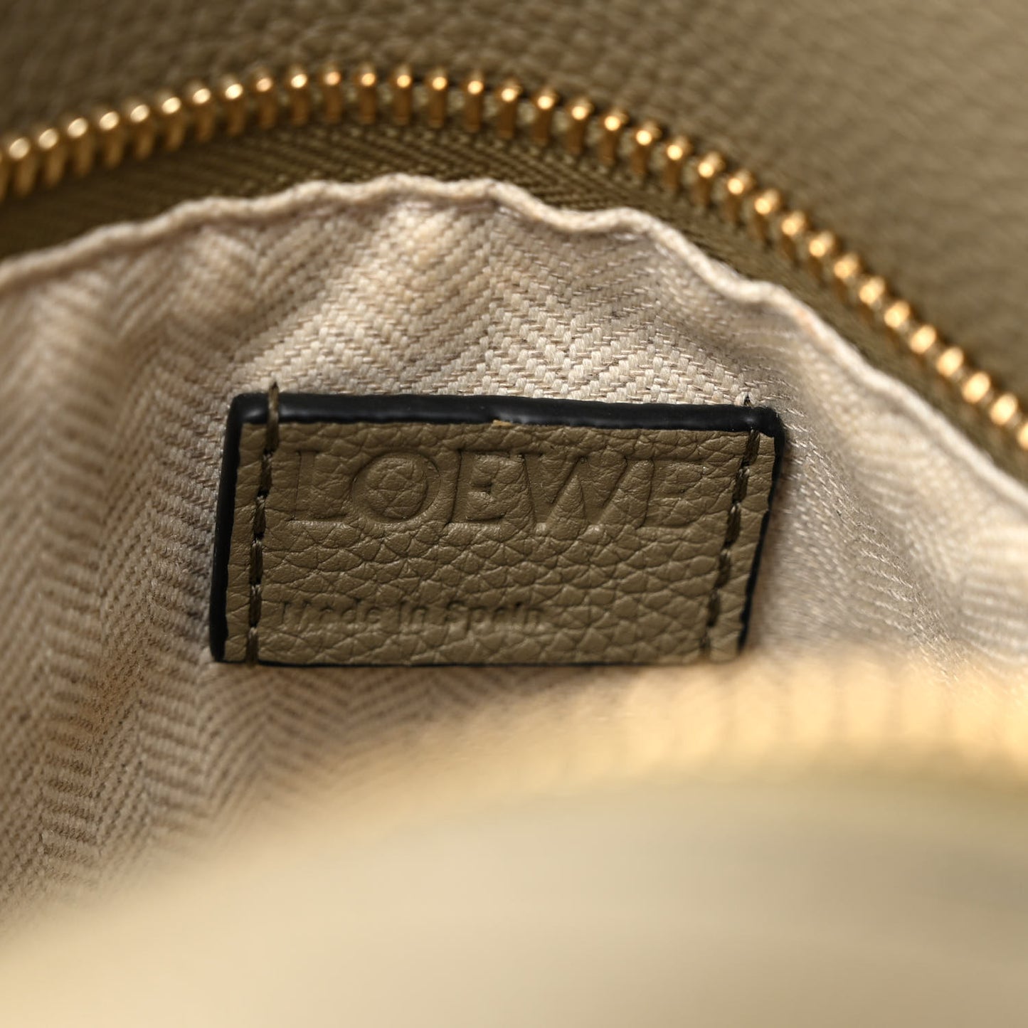Calfskin Small Puzzle Bag Artichoke Green