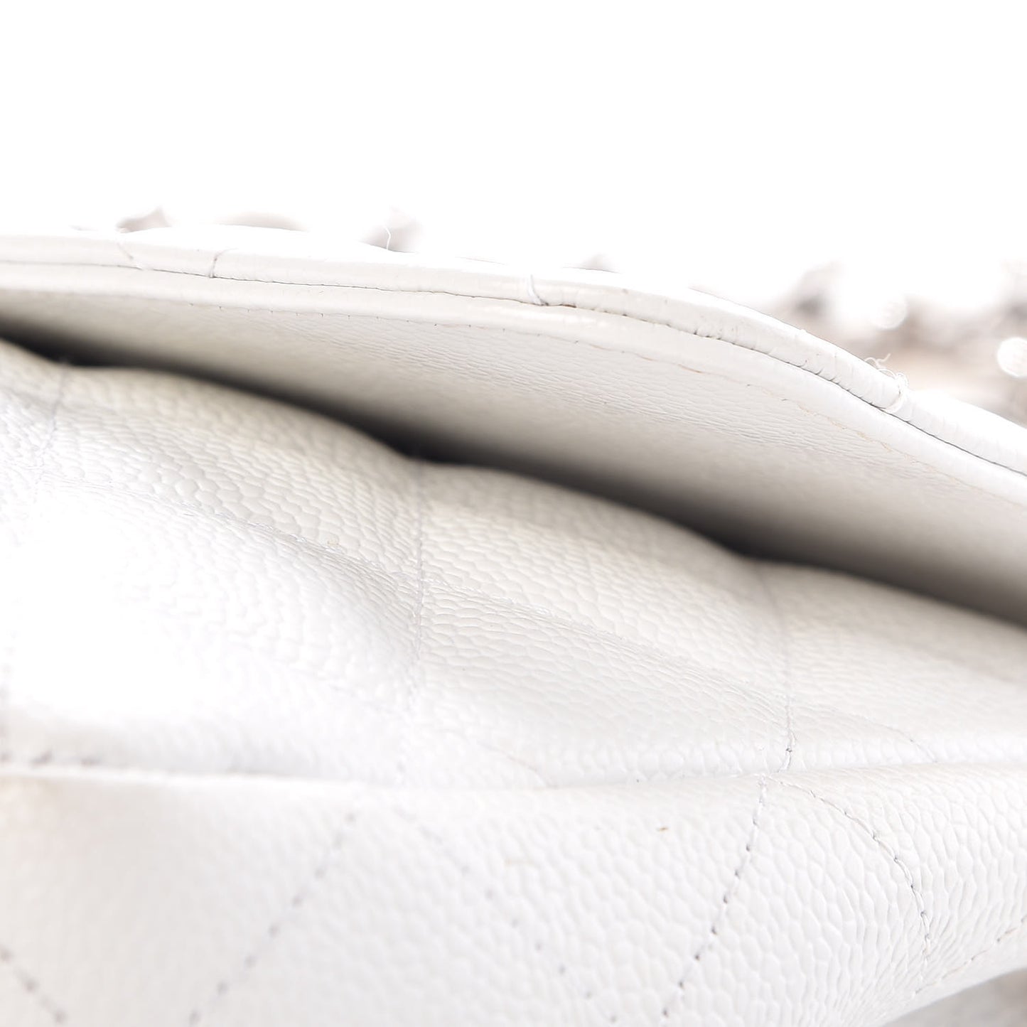 Caviar Quilted Jumbo Single Flap White