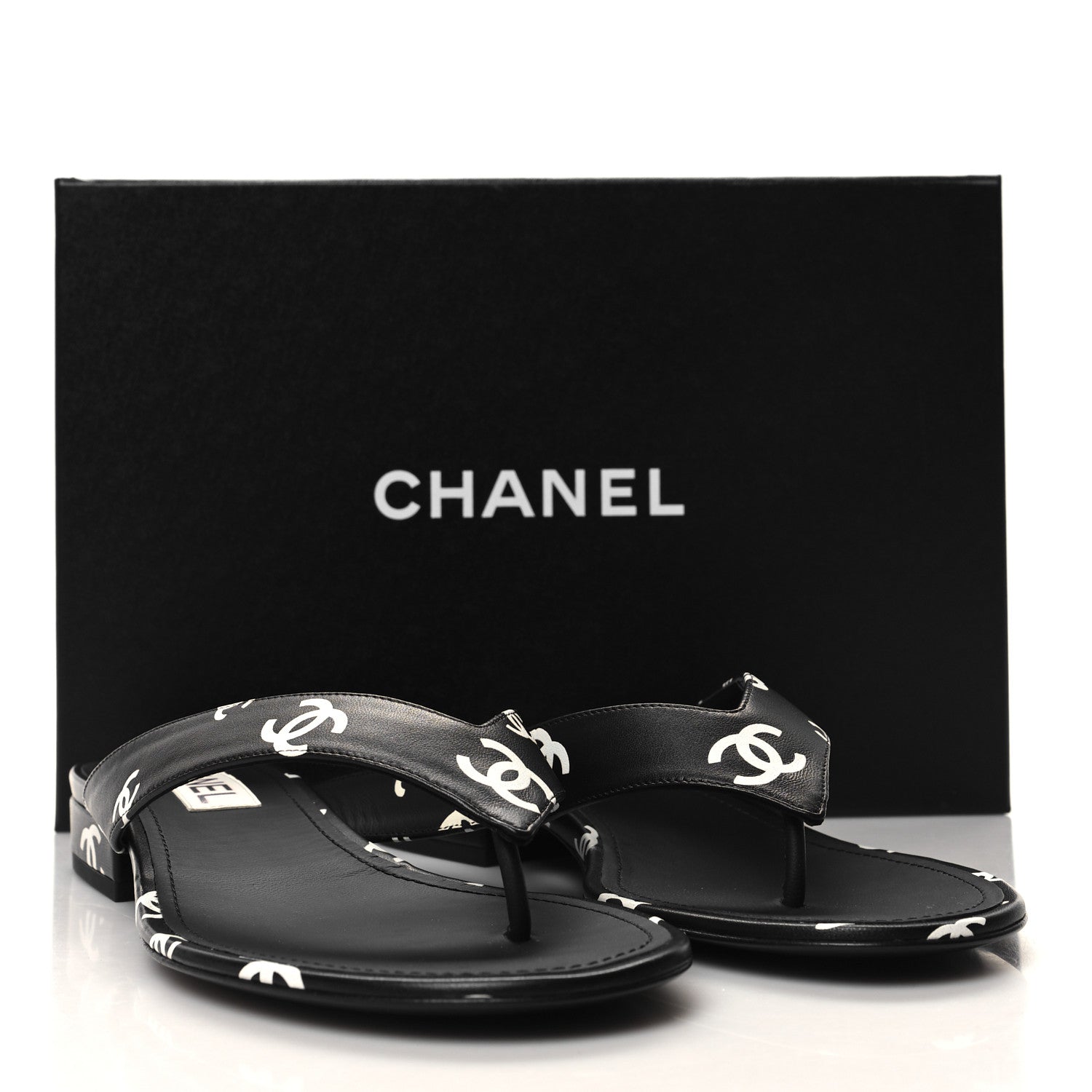 Chanel Printed Lambskin Coco Beach Thong Sandals 39 Black White 9 of 9