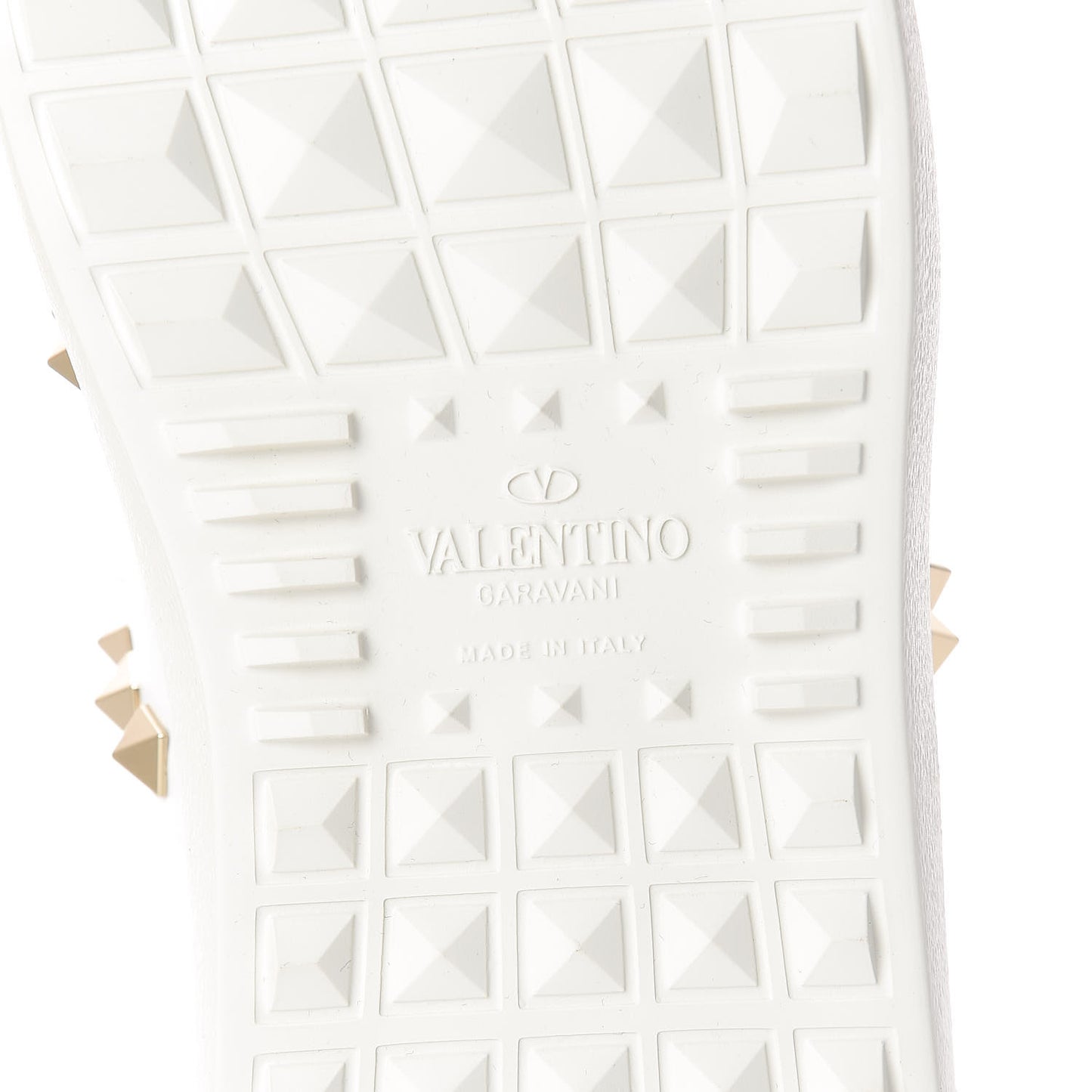 Calfskin Embroidered Heart Rockstud Untitled Open Sneakers 37 White