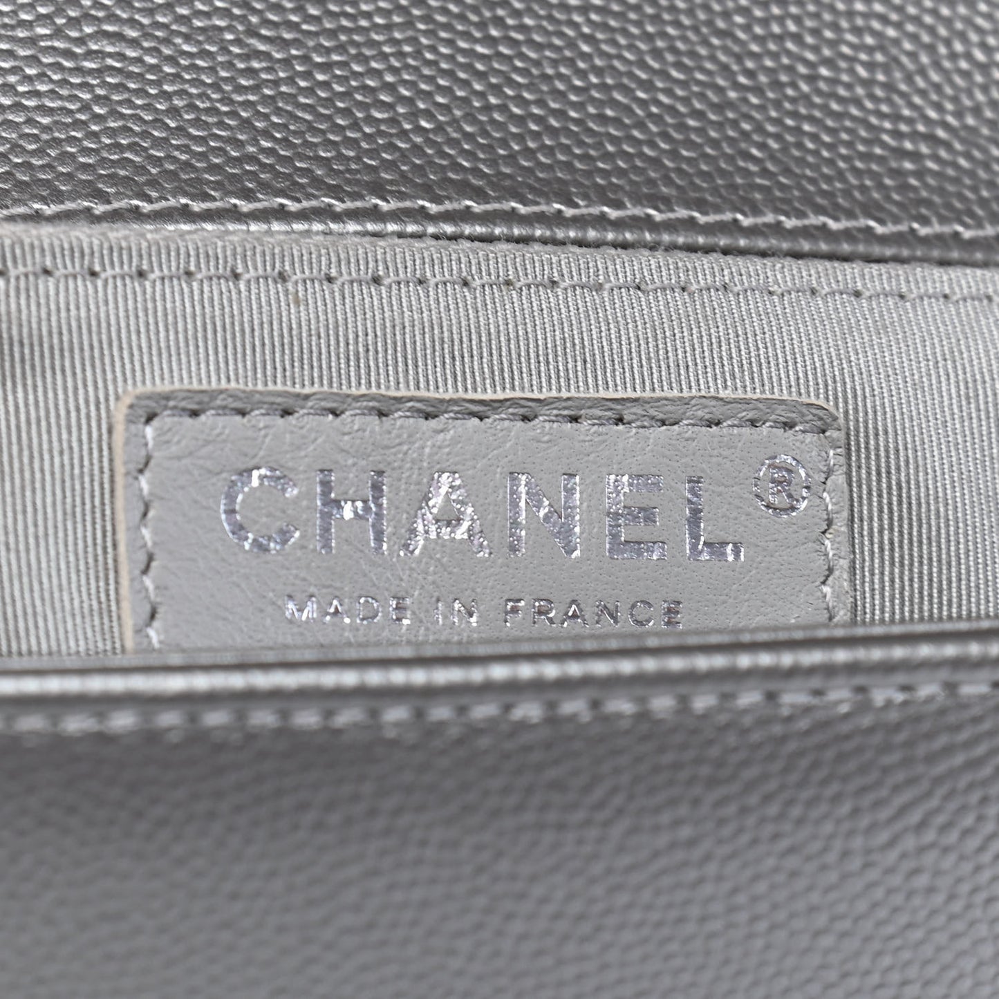 Metallic Caviar Quilted New Medium Boy Flap Silver