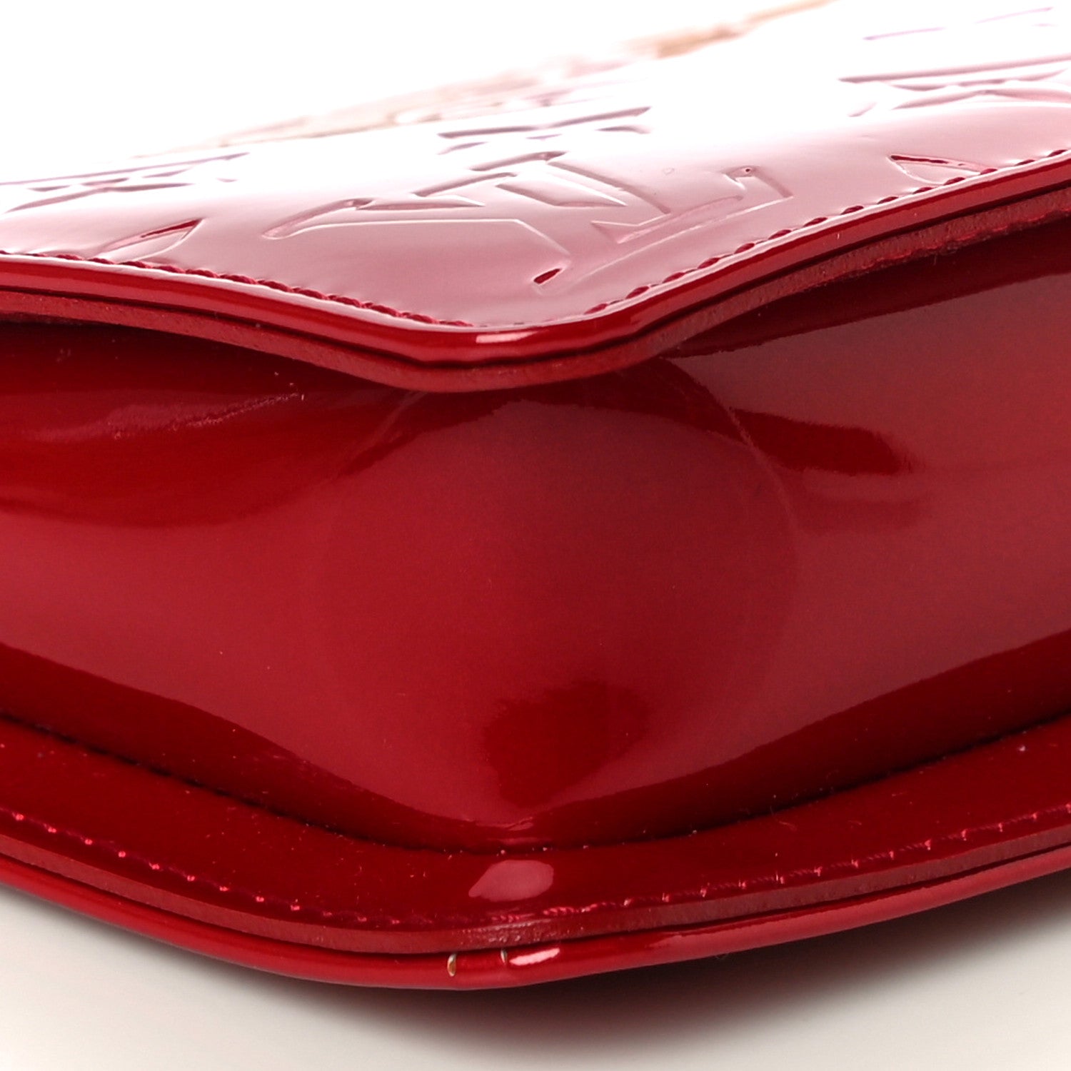 Louis Vuitton Vernis Lexington Pochette Rouge 7 of 9