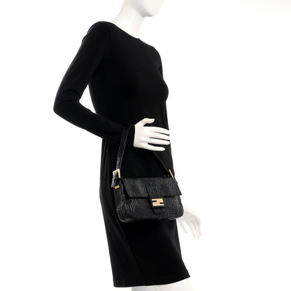 Fendi Nappa Logo Embossed Baguette Black 2 of 9