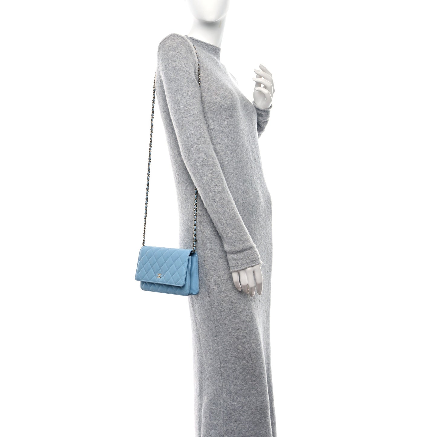 Caviar Quilted Wallet on Chain WOC Light Blue