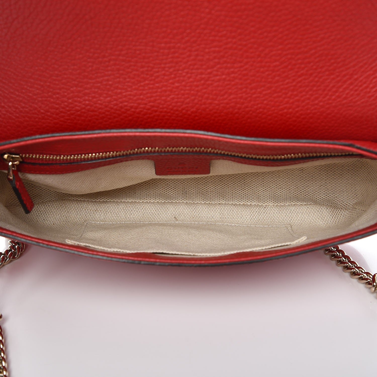 Gucci Pebbled Calfskin Medium Soho Flap Crossbody Tabasco Red 5 of 8