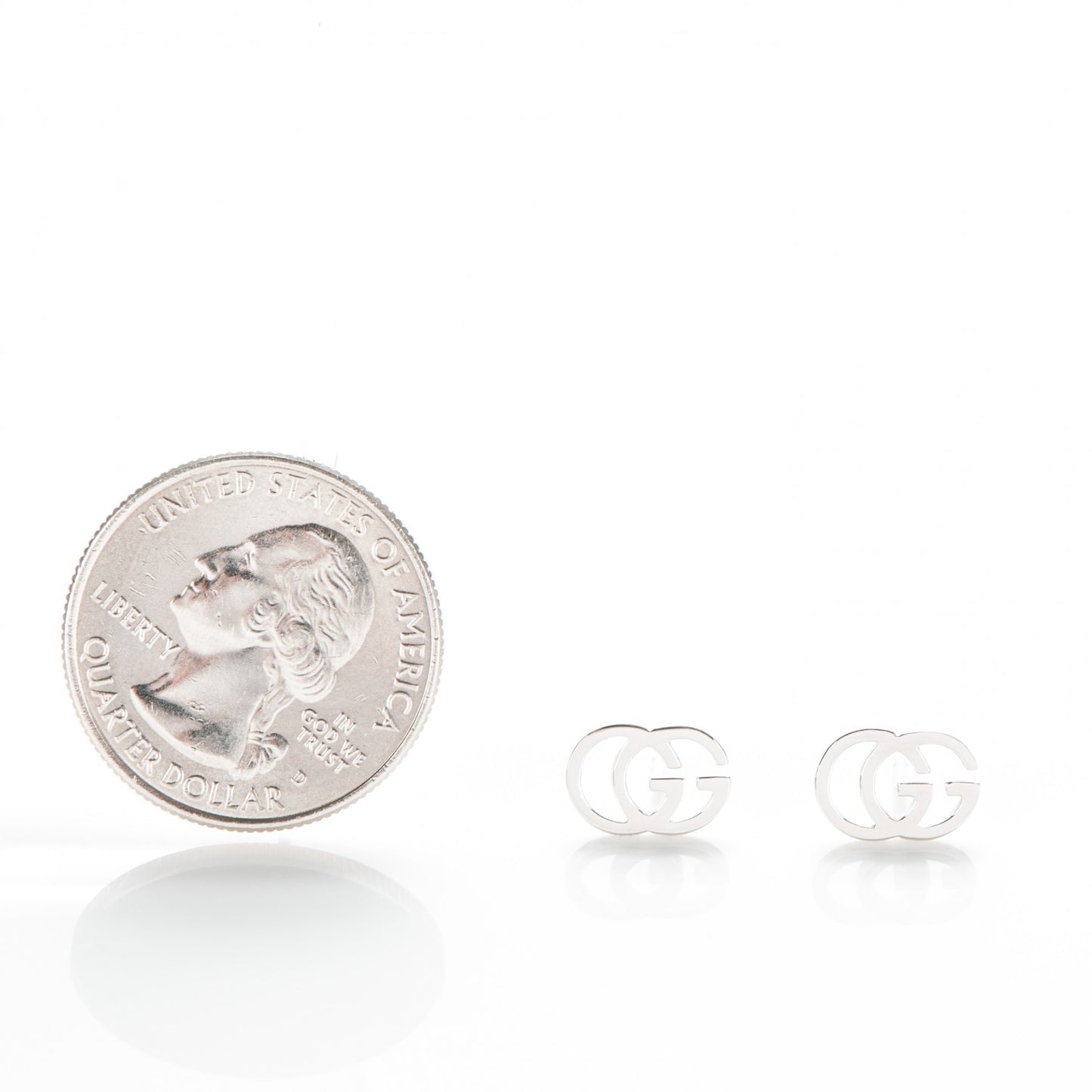 18K White Gold GG Tissue Stud Earrings