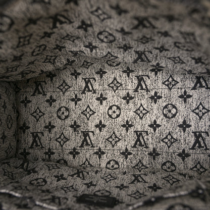 Louis Vuitton Monogram Jacquard Denim Onthego MM Black 5 of 8