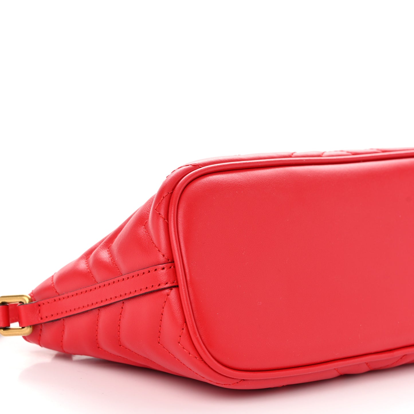 Calfskin Matelasse Chevron GG Marmont Sling Shoulder Bag Rosso