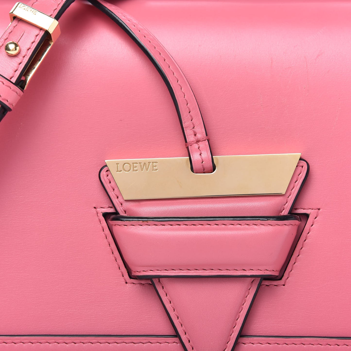 Calfskin Medium Barcelona Shoulder Bag Pink