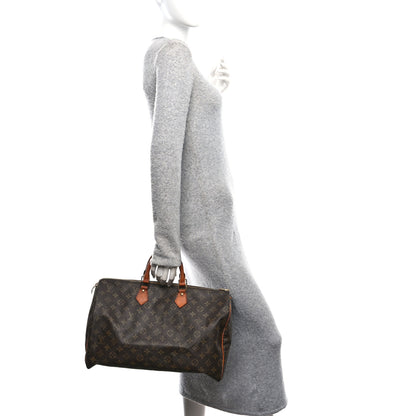Louis Vuitton Monogram Speedy 40 2 of 10
