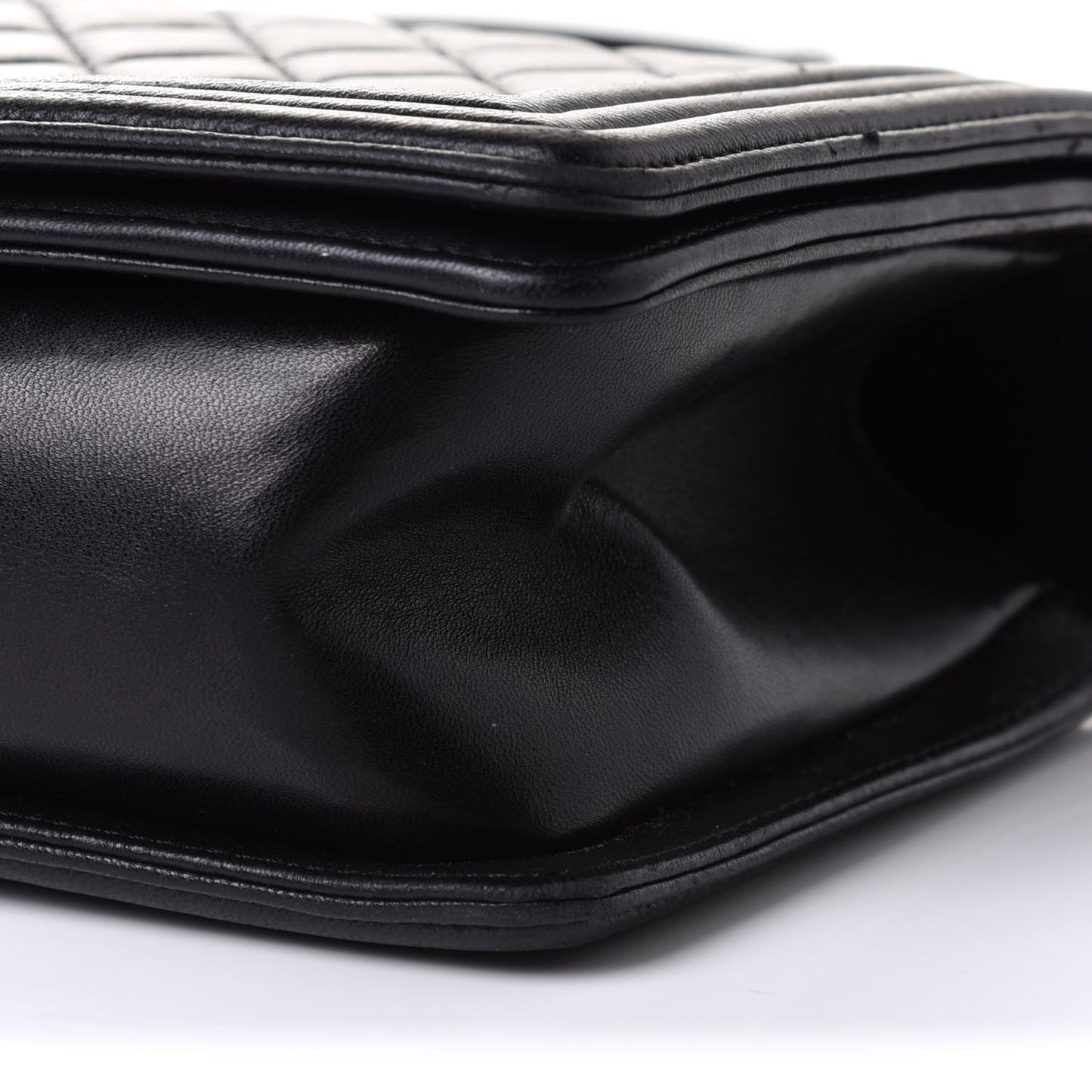 Lambskin Quilted Medium Boy Flap Black