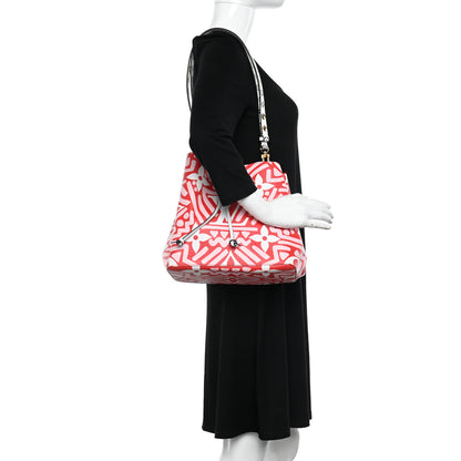 Louis Vuitton Monogram Giant Crafty NeoNoe MM Rouge Rose Creme 2 of 9