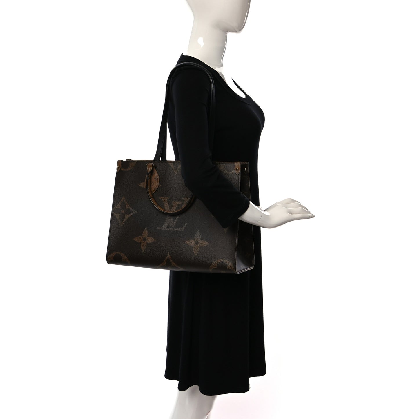 Reverse Monogram Giant Onthego MM