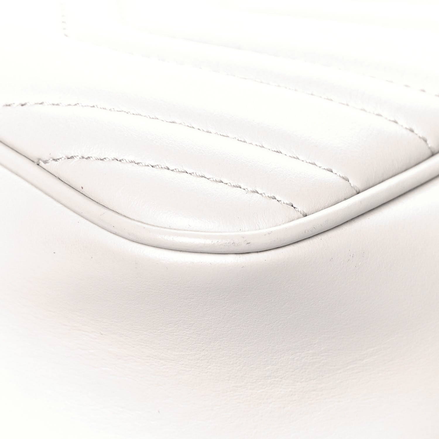 Gucci Calfskin Matelasse Small GG Marmont Chain Shoulder Bag White 10 of 13