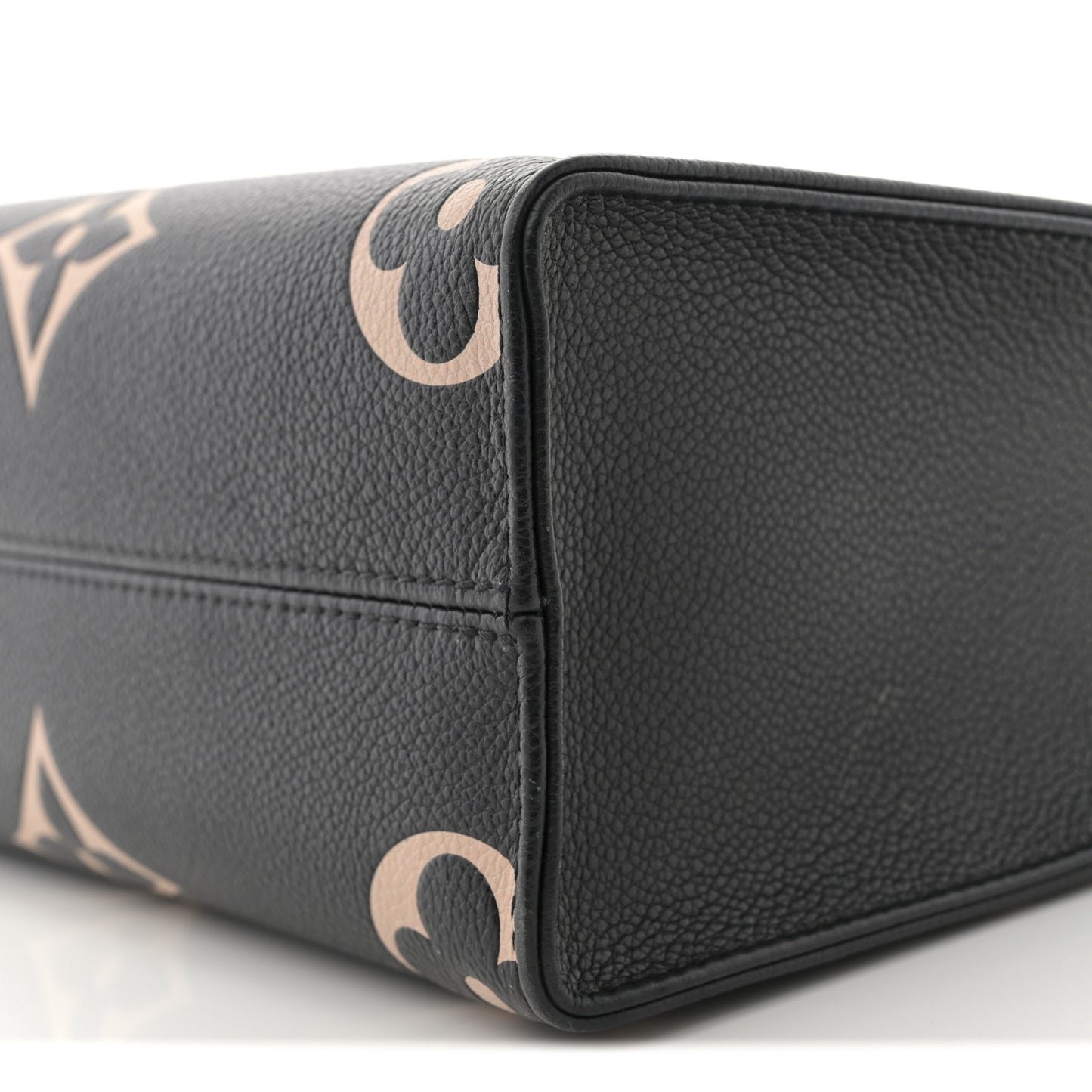 Empreinte Monogram Giant Onthego PM Black Beige