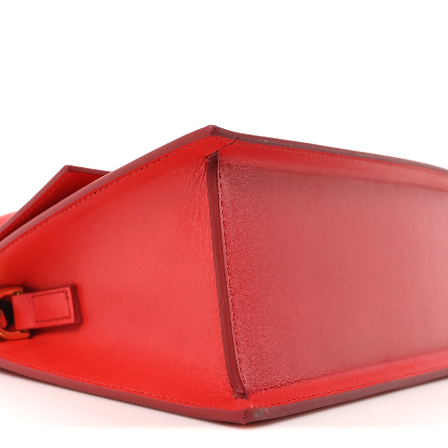 Smooth Calfskin Le Grand Chiquito Red