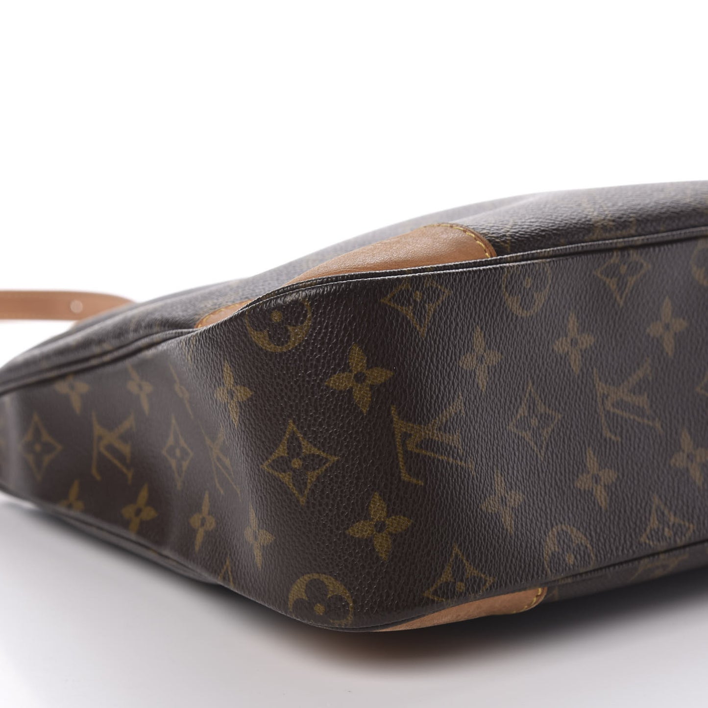 Monogram Boulogne 30