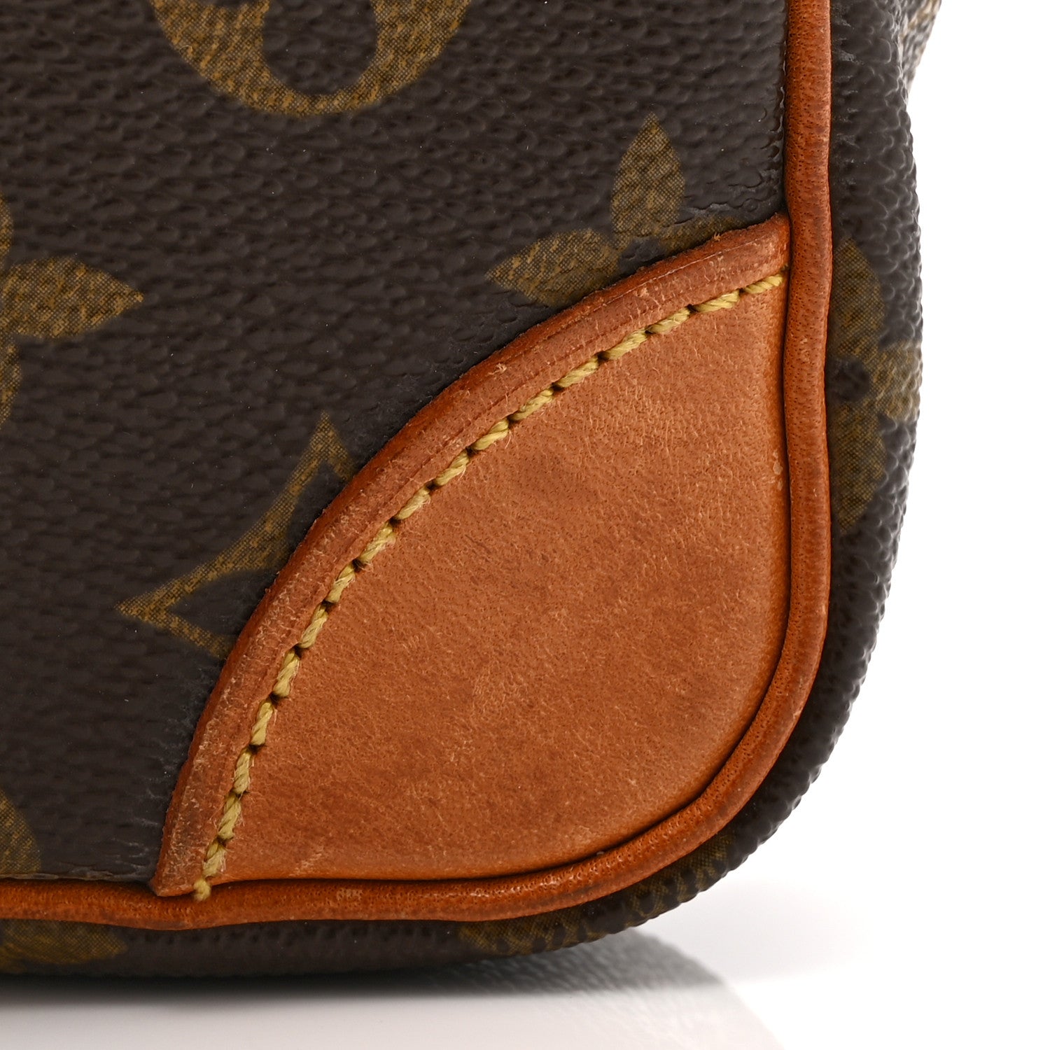 Louis Vuitton Monogram Pochette Marly Dragonne 22 13 of 15