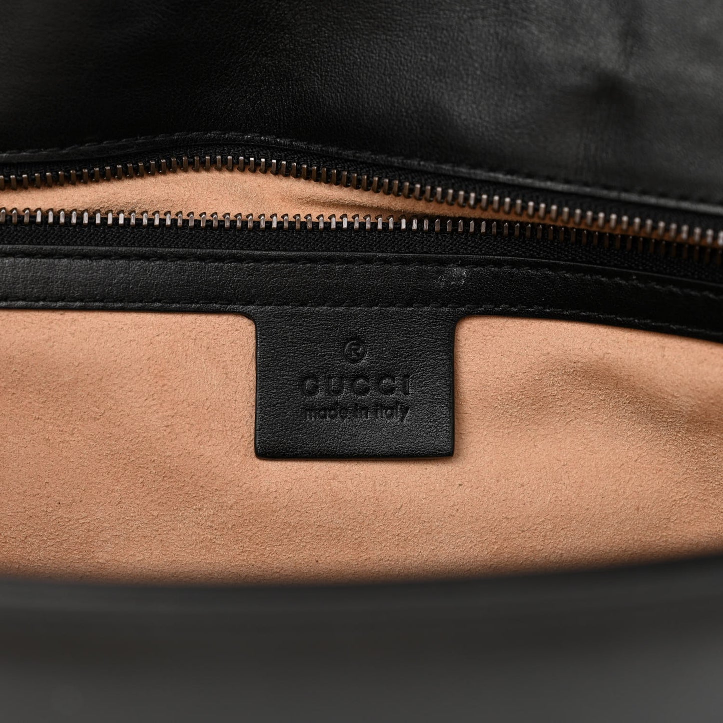 Calfskin Matelasse Large GG Marmont Shoulder Bag Black